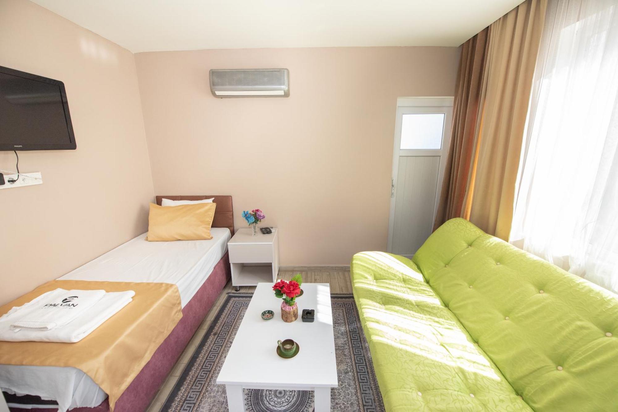 أنطاليا Palvan Hotel المظهر الخارجي الصورة